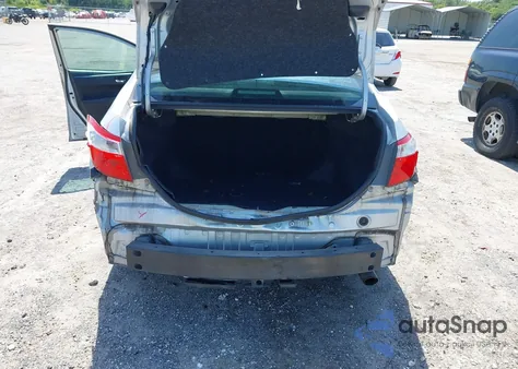 2016 Toyota Corolla S Plus z USA, uszkodzony, nr VIN 5YFBURHE8GP480810